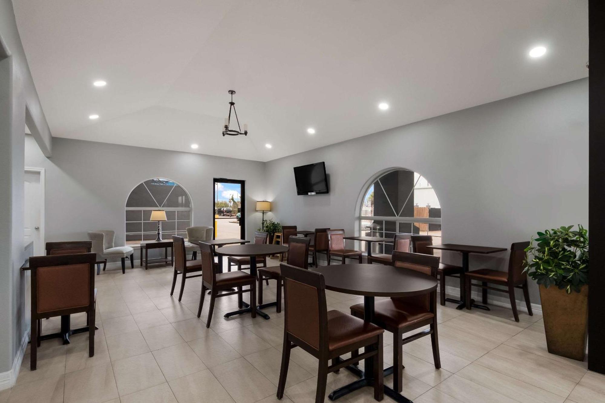 Rodeway Inn & Suites Corpus Christi Esterno foto